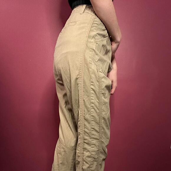 Democracy Y2K Cropped Cargo Pants - Picture 3 of 5